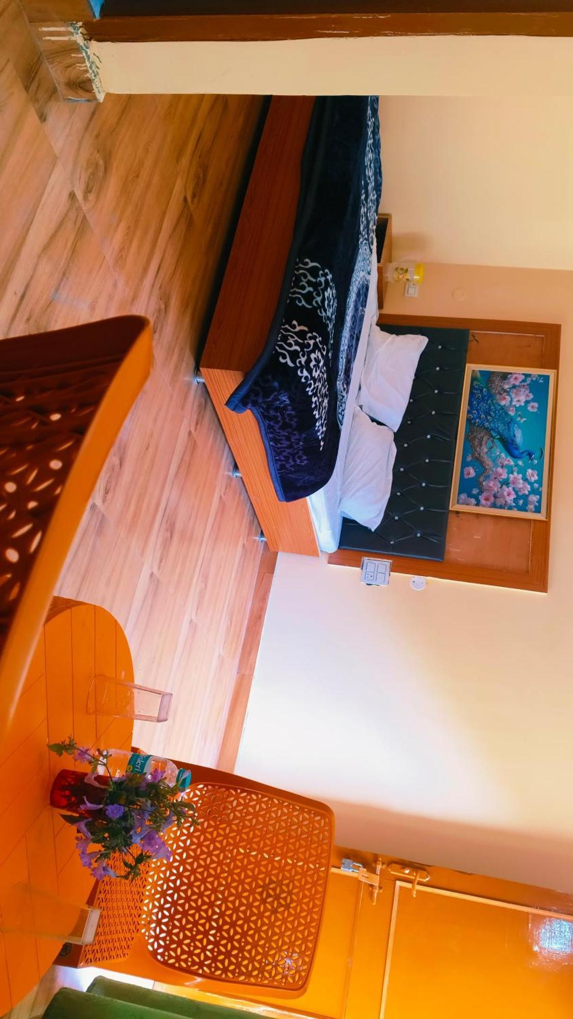 Rivulet Resort & Camping ムスーリー エクステリア 写真